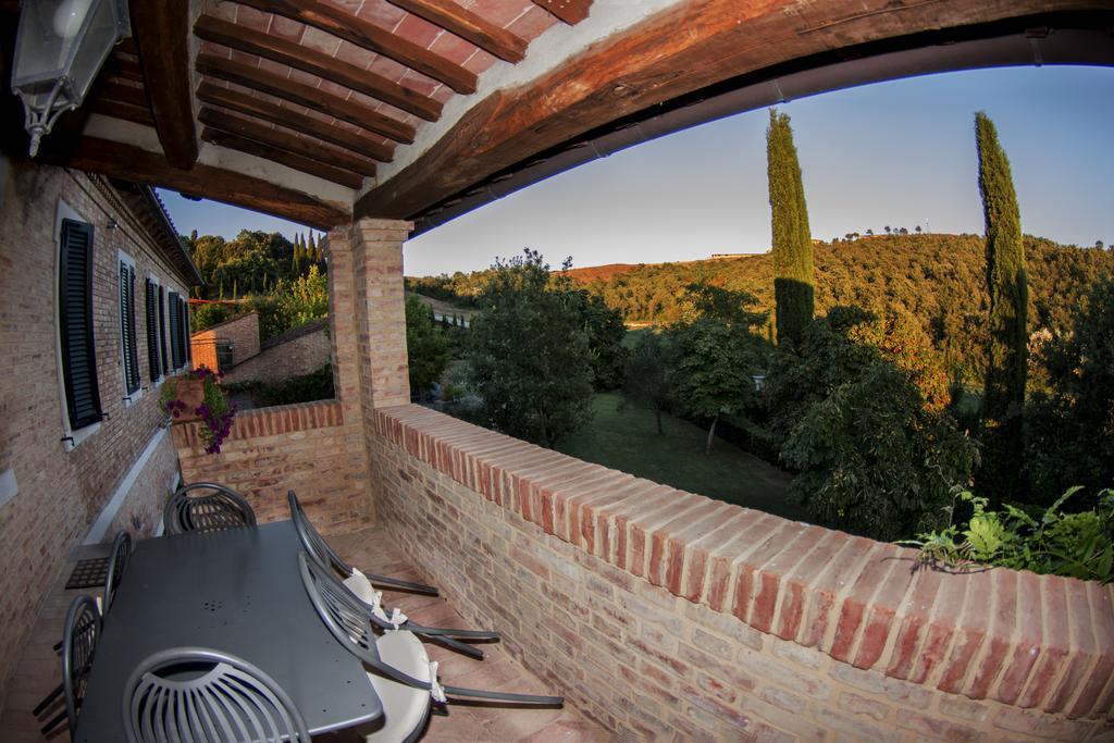 Agriturismo Sant'Alfredo Monteroni dʼArbia Exterior foto